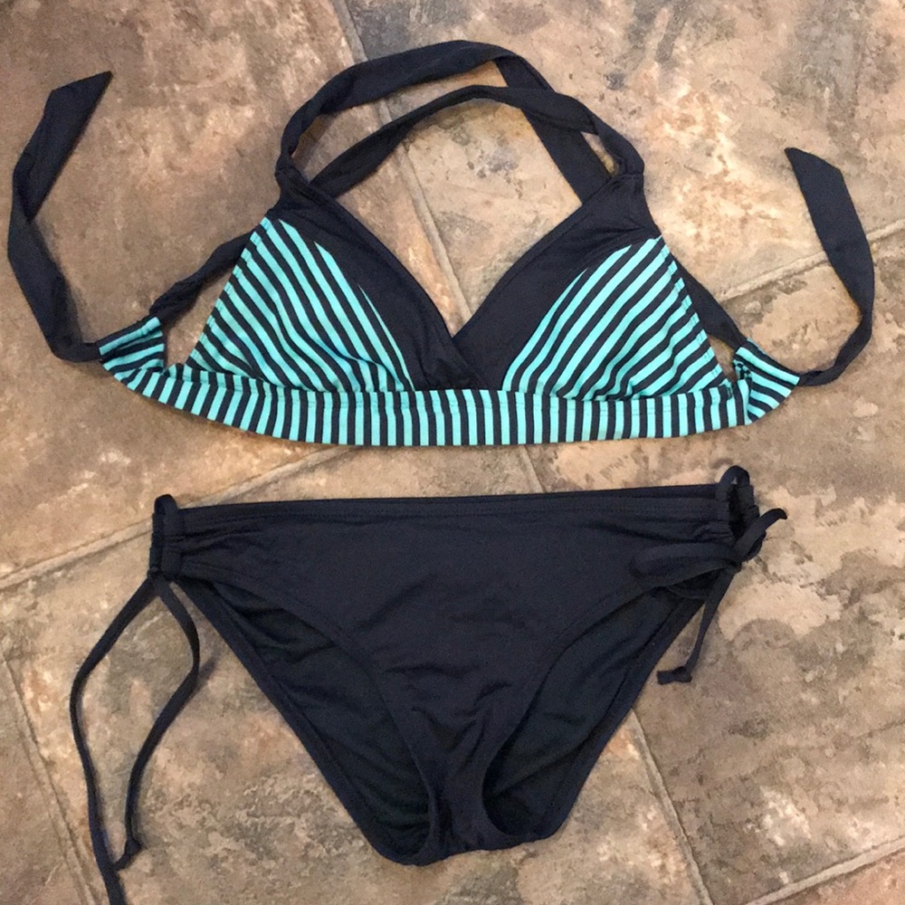Bathing suit